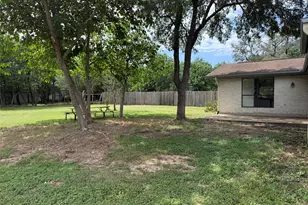 1009 Swallow Dr, Manchaca, TX 78652 - Photo 18