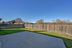198 Valruth Dr, Kyle, TX 78640 - Photo 28
