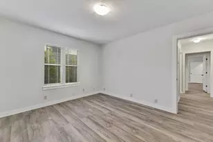 2305 W 9th St, Austin, TX 78703 - Photo 6