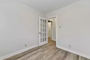 2305 W 9th St, Austin, TX 78703 - Photo 18