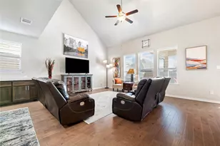 2208 Bonavista Wy, Leander, TX 78641 - Photo 4