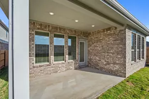 276 Bloomington Loop, Hutto, TX 78634 - Photo 34