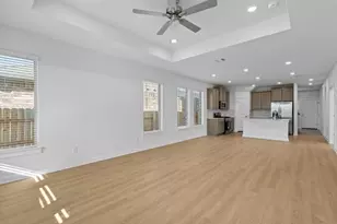 276 Bloomington Loop, Hutto, TX 78634 - Photo 16