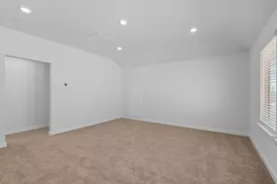 276 Bloomington Loop, Hutto, TX 78634 - Photo 24