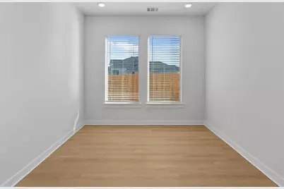 276 Bloomington Loop, Hutto, TX 78634 - Photo 10