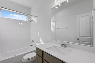 276 Bloomington Loop, Hutto, TX 78634 - Photo 32