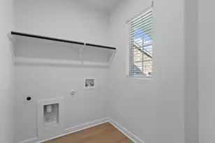 276 Bloomington Loop, Hutto, TX 78634 - Photo 2