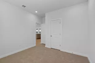 276 Bloomington Loop, Hutto, TX 78634 - Photo 18