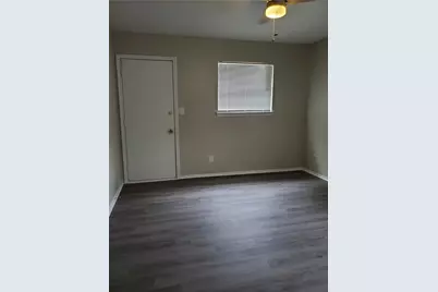 1065 Linde Avenue #1065, New Braunfels, TX 78130 - Photo 6