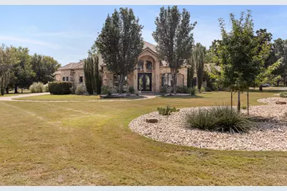 100 Dovetail Lane, Georgetown, TX 78628 - Photo 4