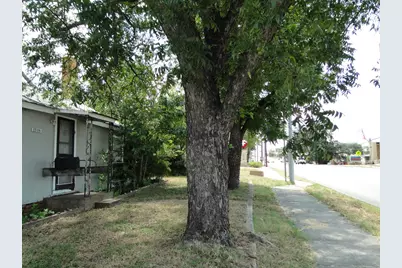 1308 Ford Street, Llano, TX 78643 - Photo 4