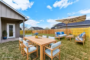 104 Callie St, Smithville, TX 78957 - Photo 30