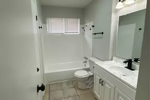 6805 Dubuque Ln, Austin, TX 78723 - Photo 10