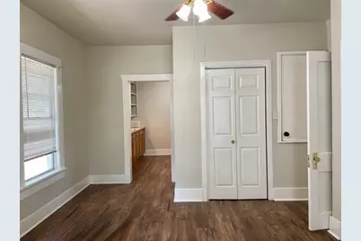 606 Mesquite Street, Bastrop, TX 78602 - Photo 6