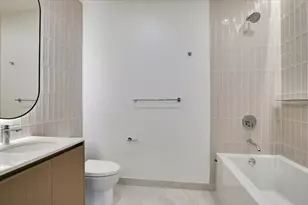 610 Davis St, Austin, TX 78701 - Photo 10