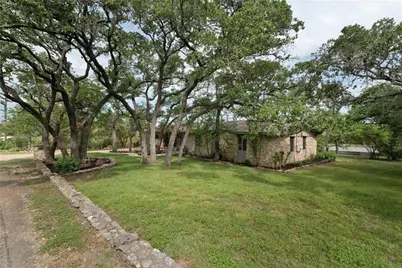 610 Lancelot Way, Austin, TX 78746 - Photo 2