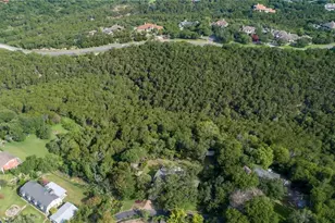 610 Lancelot Way, Austin, TX 78746 - Photo 4