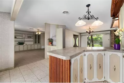 610 Lancelot Way, Austin, TX 78746 - Photo 16