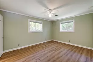 900 Aurora Cir, Austin, TX 78757 - Photo 14