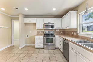 1919 American Dr, Lago Vista, TX 78645 - Photo 8