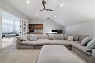 2020 University Club Dr, Austin, TX 78732 - Photo 30