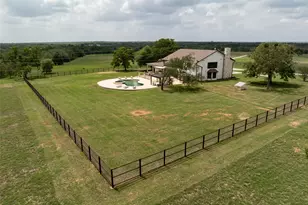 191 N Cedar Creek Dr, Cedar Creek, TX 78612 - Photo 4