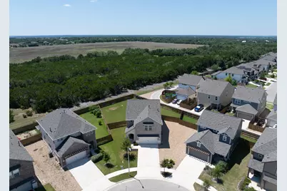 2049 Winston Way, Leander, TX 78641 - Photo 32