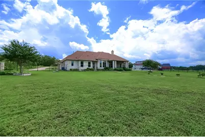 145 Powder Horn Road, Bastrop, TX 78602 - Photo 38