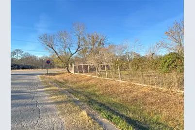 140 Alum Park Place Drive, Cedar Creek, TX 78612 - Photo 18