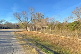 140 Alum Park Pl Dr, Cedar Creek, TX 78612 - Photo 18