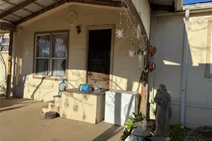 140 Alum Park Pl Dr, Cedar Creek, TX 78612 - Photo 2