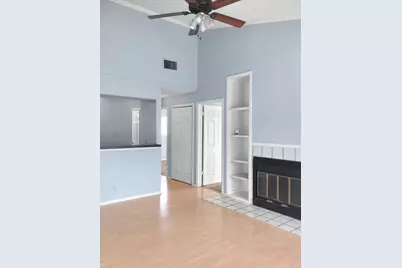 807 W 25th Street #312, Austin, TX 78705 - Photo 4