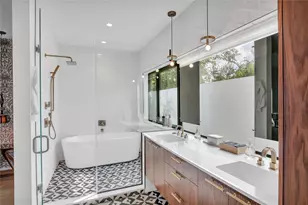 52 Waller St, Austin, TX 78702 - Photo 14