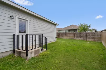 791 Circle Way, Jarrell, TX 76537 - Photo 32