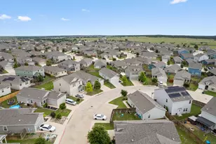 791 Circle Wy, Jarrell, TX 76537 - Photo 2