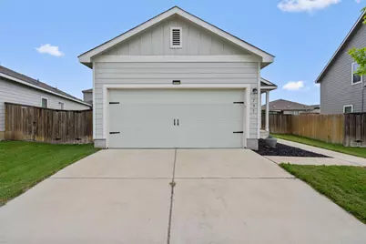 791 Circle Way, Jarrell, TX 76537 - Photo 2