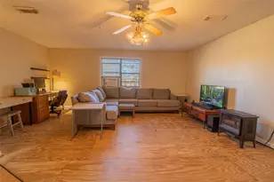 145 Buffalo Run, Smithville, TX 78957 - Photo 4