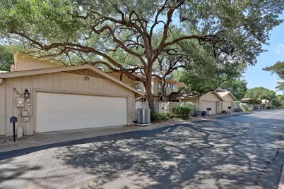 8102 East Court, Austin, TX 78759 - Photo 4