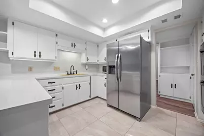 8102 East Court, Austin, TX 78759 - Photo 8