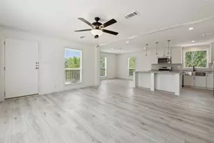 855 Roosevelt Rd, Luling, TX 78648 - Photo 14