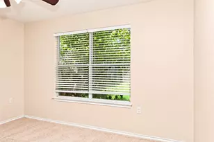 1420 Poppy Seed Ln, Austin, TX 78741 - Photo 12