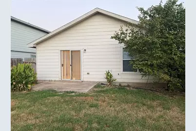 1420 Poppy Seed Lane, Austin, TX 78741 - Photo 14