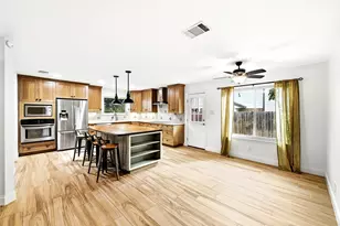 11218 Stormy Ridge Rd, Austin, TX 78739 - Photo 12