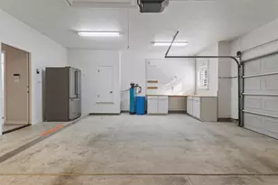 304 Brazos Dr, Georgetown, TX 78628 - Photo 36