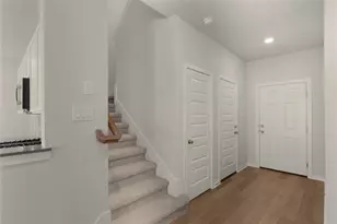 25517 Flora Bella Ln, Elgin, TX 78621 - Photo 12