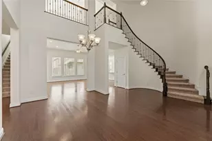 5704 Monrovia Ln, Pflugerville, TX 78660 - Photo 2