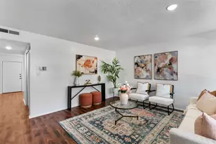 6910 Hart Ln, Austin, TX 78731 - Photo 2