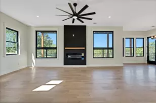 707 Broken Hills, Horseshoe Bay, TX 78657 - Photo 6