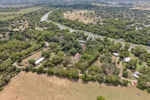 315 Riverwood Dr, Bastrop, TX 78602 - Photo 36