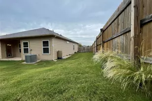 6717 Ranchito Dr, Austin, TX 78744 - Photo 20